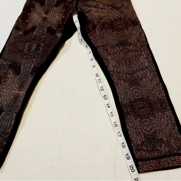 Lululemon Womens 4 Wunder Under Crop II Yoga Leggings Gold Brown Black (0156) - Picture 3 of 6